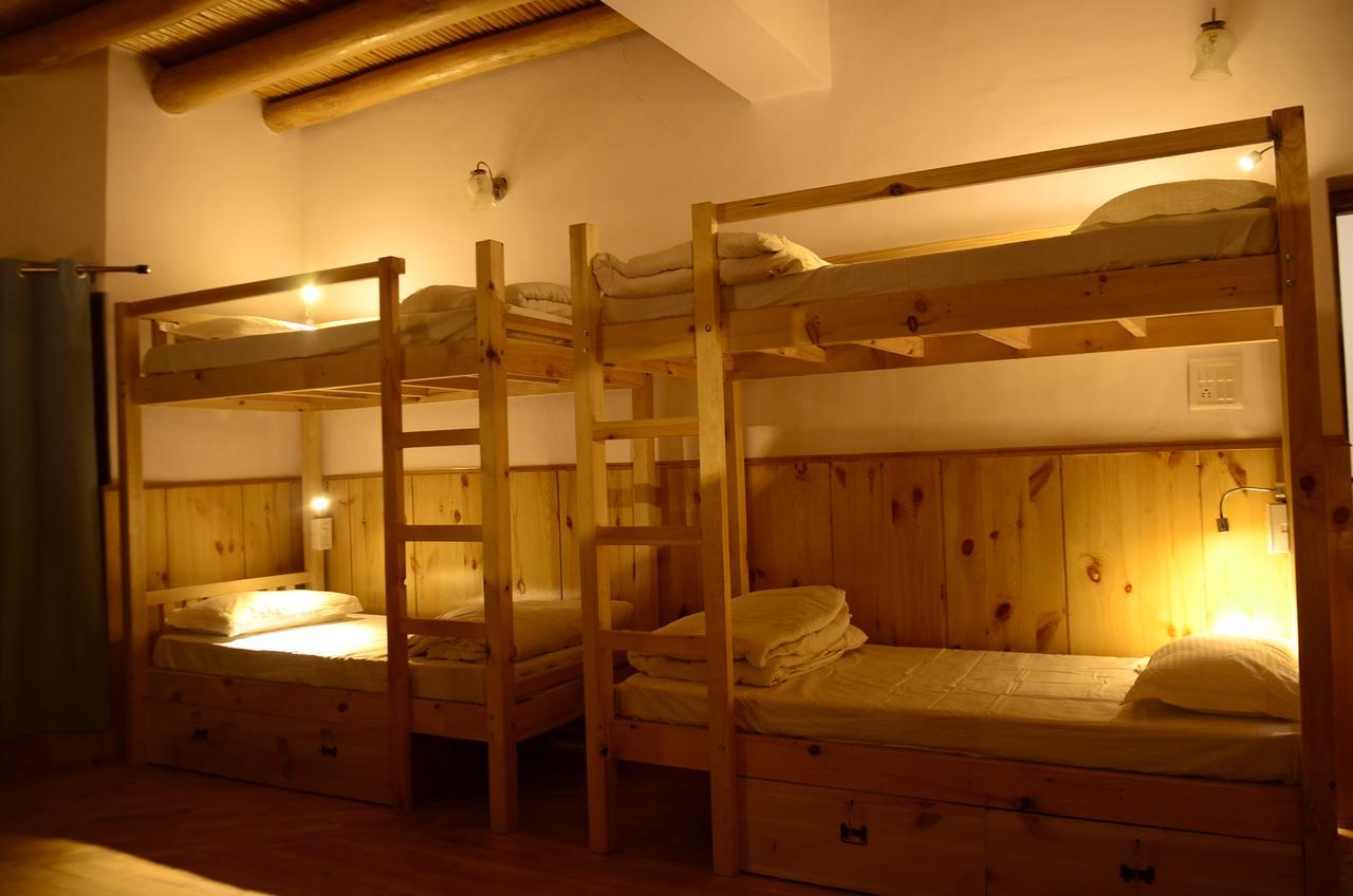 Raybo Hostel Leh Kültér fotó