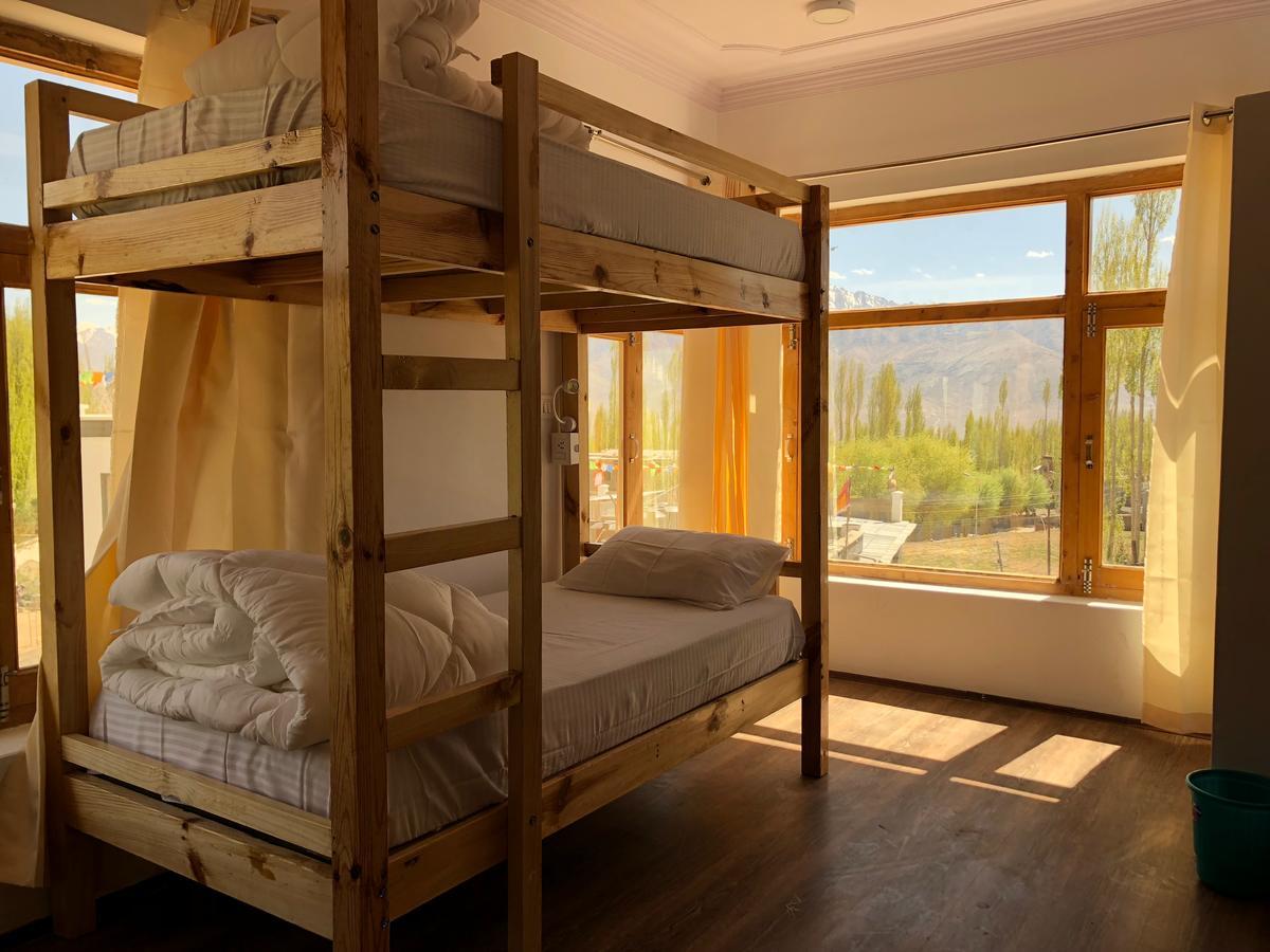 Raybo Hostel Leh Kültér fotó