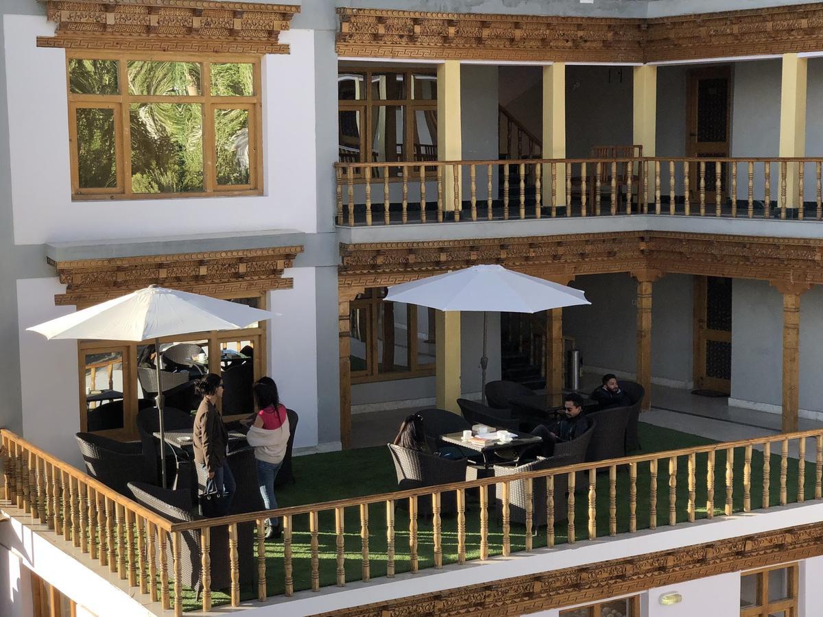 Raybo Hostel Leh Kültér fotó