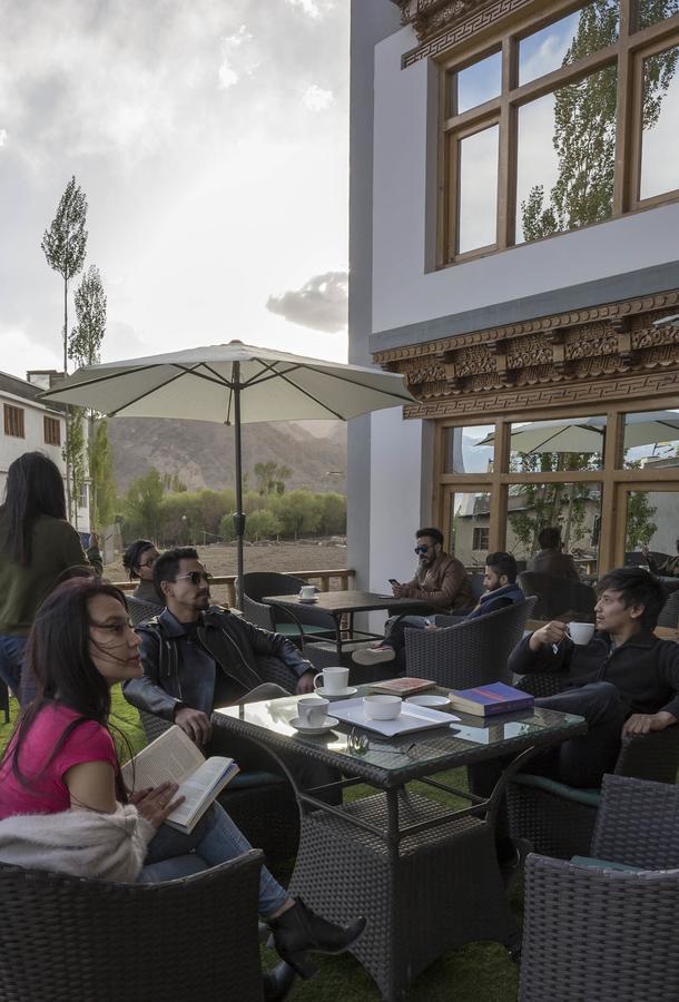 Raybo Hostel Leh Kültér fotó