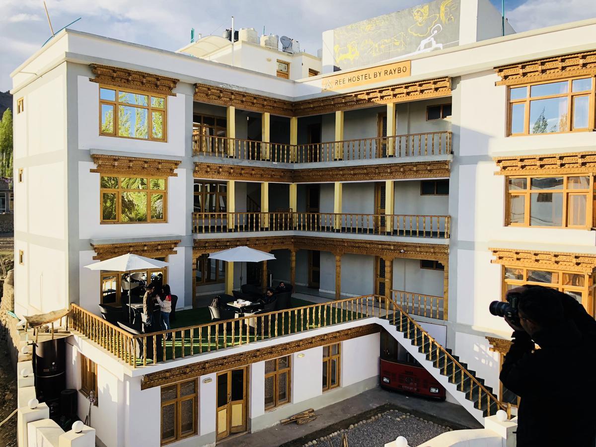 Raybo Hostel Leh Kültér fotó