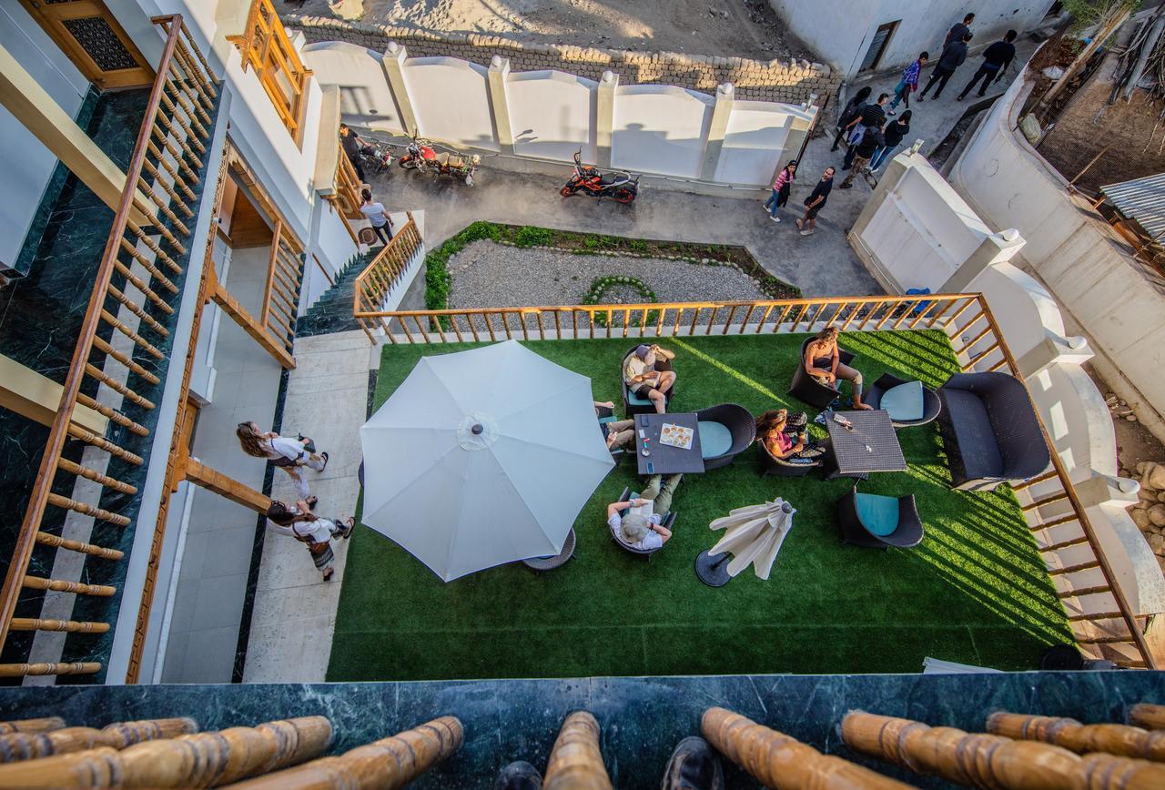 Raybo Hostel Leh Kültér fotó