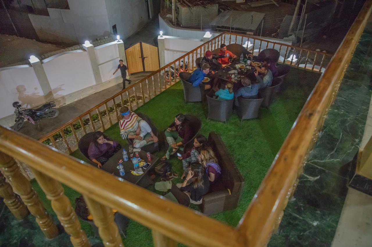 Raybo Hostel Leh Kültér fotó