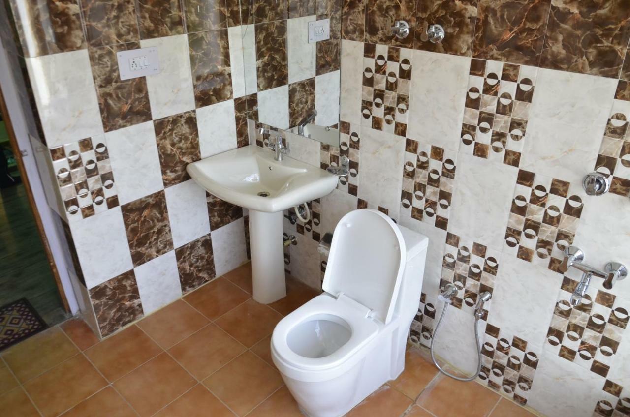 Raybo Hostel Leh Kültér fotó